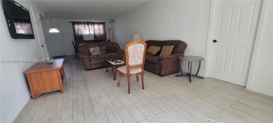 PRICE TO SELL. Paradise for Golfers, stunning golf view condo on Hollybrook Golf and Tennis Club  in Florida - for sale on GolfHomes.com, golf home, golf lot