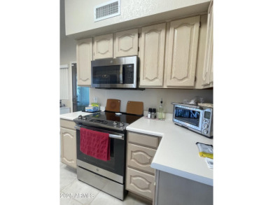 UPDATES GALORE!! Located in the Adult Community of Westbrook on Union Hills Country Club in Arizona - for sale on GolfHomes.com, golf home, golf lot