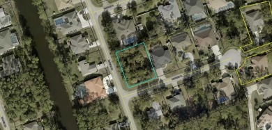 Beautiful wooded corner lot located at 1 Watkins Place in Palm on The Grand Club - Pine Lakes Course in Florida - for sale on GolfHomes.com, golf home, golf lot