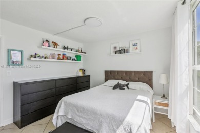 Beautifully updated 2 bed, 2 bath first-floor condo with on Palm-Aire Country Club and Resort - Palms in Florida - for sale on GolfHomes.com, golf home, golf lot