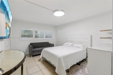 Beautifully updated 2 bed, 2 bath first-floor condo with on Palm-Aire Country Club and Resort - Palms in Florida - for sale on GolfHomes.com, golf home, golf lot