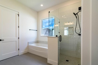 OPEN HOUSE Sat, June 7th, 11a-3p.  BUILDER OFFERING A 2-1 on Heath Golf and Yacht Club in Texas - for sale on GolfHomes.com, golf home, golf lot