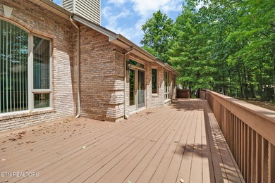 Custom built all brick home with light and bright split bedroom on Stonehenge Golf Course in Tennessee - for sale on GolfHomes.com, golf home, golf lot