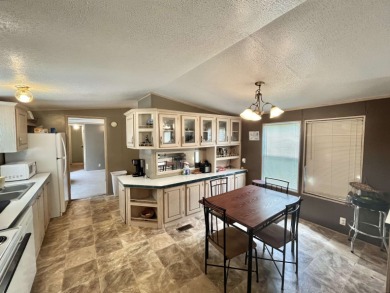 Motivated Seller! Here is your chance to own an affordable on Rayburn Country Club in Texas - for sale on GolfHomes.com, golf home, golf lot