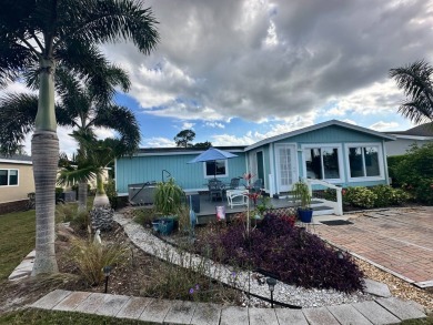 LOCATION, LOCATION, LOCATION!!  A beautiful and well cared for on Del Tura Golf and Country Club in Florida - for sale on GolfHomes.com, golf home, golf lot