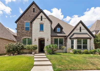 CASTLE HILLS, TWO BEDROOMS DOWN PLUS OFFICE, TWO-STORY FAMILY on The Lakes at Castle Hill Golf Club in Texas - for sale on GolfHomes.com, golf home, golf lot