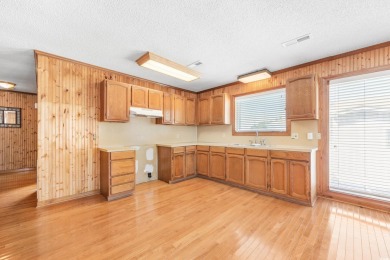 LOCATION LOCATION LOCATION! It surely does not get much better on Beachwood Golf Club in South Carolina - for sale on GolfHomes.com, golf home, golf lot