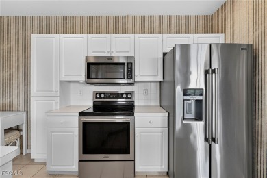 9180 Southmont Cove, Unit 310 - Lexington Country Club 3rd floor on Lexington Country Club in Florida - for sale on GolfHomes.com, golf home, golf lot