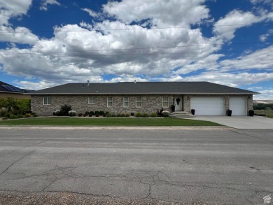 REDUCED BY $100,000 FOR QUICK SALE. DON'T MISS OUT ON THIS on Carbon County Golf Club in Utah - for sale on GolfHomes.com, golf home, golf lot