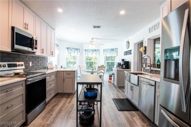 MOTIVATED SELLER SAYS BRING AN OFFER! REDUCED! MOVE IN on Sabal Springs Golf and Racquet Club in Florida - for sale on GolfHomes.com, golf home, golf lot