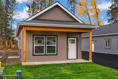 Under Construction with completion end of January. Charming on Sandpoint Elks Golf Course in Idaho - for sale on GolfHomes.com, golf home, golf lot