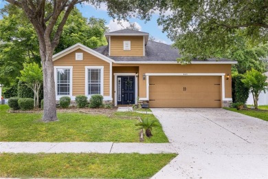 Under contract-accepting backup offers. Move-In Ready Beauty on Southridge Golf Course in Florida - for sale on GolfHomes.com, golf home, golf lot