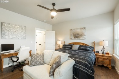Beautiful newer construction in the desirable Fairway Ridge on Oak Hills Golf Club / Umpqua Golf Resort in Oregon - for sale on GolfHomes.com, golf home, golf lot