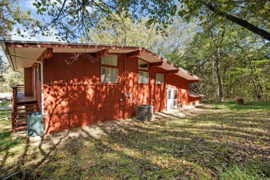 Location, Location, Location!Just a few short steps from the on Cherokee Village North Course in Arkansas - for sale on GolfHomes.com, golf home, golf lot