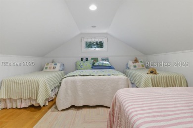 This charming 2,358 sq ft Haig Point home combines timeless on Haig Point Golf Club in South Carolina - for sale on GolfHomes.com, golf home, golf lot