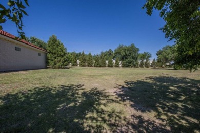 Welcome to your future home site, perfectly positioned on the on Hillcrest Country Club in Texas - for sale on GolfHomes.com, golf home, golf lot