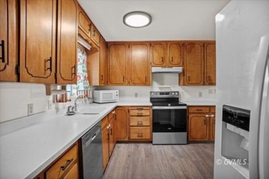 Run! Because this house is all that and a bag of chips! (If you on Mt. Graham Municipal Golf Course in Arizona - for sale on GolfHomes.com, golf home, golf lot