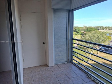 Come turn this 1,275 sf 2 Bdrm 2 Ba Convertible with the wall up on Pembroke Lakes Golf Club in Florida - for sale on GolfHomes.com, golf home, golf lot