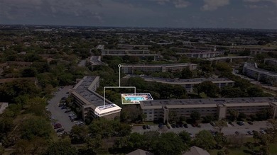 Stunning turn key furnished  2/2 Corner Unit in Wynmoor's on Wynmoor Golf Course in Florida - for sale on GolfHomes.com, golf home, golf lot