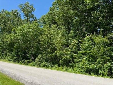 Come check out the homesite you are looking for in the Oaks of on Crooked Creek Golf Club in Kentucky - for sale on GolfHomes.com, golf home, golf lot