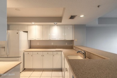 Resort-Style Living in Harbour Village Golf & Yacht Club - 2 Bed on Harbour Village Golf and Yacht Club in Florida - for sale on GolfHomes.com, golf home, golf lot