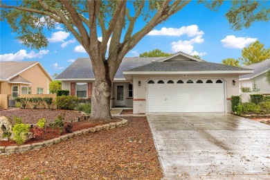 GOLF COURSE LIVING > Spacious Washington Model PRIVATE Courtyard on On Top of the World Golf Course in Florida - for sale on GolfHomes.com, golf home, golf lot