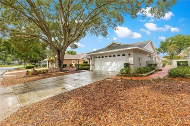 GOLF COURSE LIVING > Spacious Washington Model PRIVATE Courtyard on On Top of the World Golf Course in Florida - for sale on GolfHomes.com, golf home, golf lot