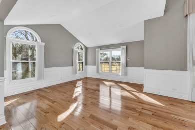 This beautifully remodeled ranch townhome offers the perfect on Crystal Tree Golf and Country Club in Illinois - for sale on GolfHomes.com, golf home, golf lot