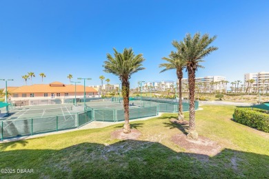 Resort-Style Living in Harbour Village Golf & Yacht Club - 2 Bed on Harbour Village Golf and Yacht Club in Florida - for sale on GolfHomes.com, golf home, golf lot