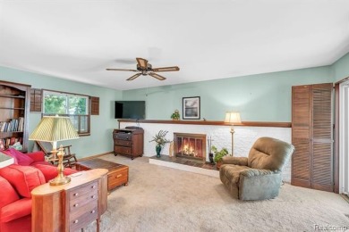 Are you looking for a super clean and move in condition 3 on Maple Lane Golf Club in Michigan - for sale on GolfHomes.com, golf home, golf lot
