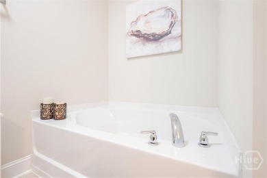 Beautifully maintained low-maintenance townhome in a convenient on Sterling Links Golf Club in Georgia - for sale on GolfHomes.com, golf home, golf lot