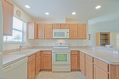 Looking for The Villages lifestyle in a 2-bedroom 2 bath plus on The Links of Spruce Creek in Florida - for sale on GolfHomes.com, golf home, golf lot