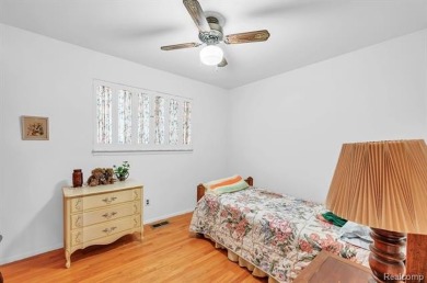 Are you looking for a super clean and move in condition 3 on Maple Lane Golf Club in Michigan - for sale on GolfHomes.com, golf home, golf lot
