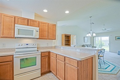 Looking for The Villages lifestyle in a 2-bedroom 2 bath plus on The Links of Spruce Creek in Florida - for sale on GolfHomes.com, golf home, golf lot