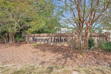 Beautifully maintained low-maintenance townhome in a convenient on Sterling Links Golf Club in Georgia - for sale on GolfHomes.com, golf home, golf lot