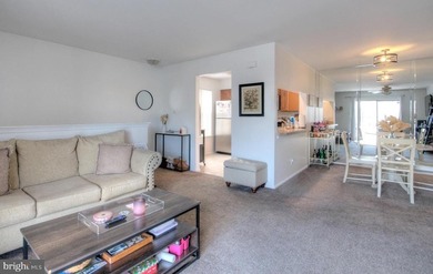 Welcome to this beautifully updated one-bedroom, one-bath on Ron Jaworskis Valleybrook Golf Course in New Jersey - for sale on GolfHomes.com, golf home, golf lot