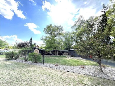 Breezy Point original log home with addition! Beautifully on Breezy Point Golf Course Resort in Minnesota - for sale on GolfHomes.com, golf home, golf lot
