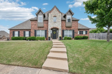 Stylish & Spacious Updated 4-Bedroom 3-Bath Home located on a on Battle Creek Golf Course in Oklahoma - for sale on GolfHomes.com, golf home, golf lot