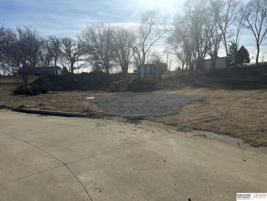 Ron & Sherri Burkle, M: , ronburkle1,   - Captivating level lot on Lake Ridge Country Club in Nebraska - for sale on GolfHomes.com, golf home, golf lot