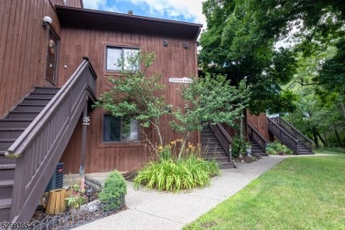 Welcome to this immaculate first floor condo in Great Gorge on Minerals Golf Club in New Jersey - for sale on GolfHomes.com, golf home, golf lot