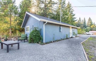 You can live in an outdoor lover's paradise. This property has a on Circle Bar Golf Club in Oregon - for sale on GolfHomes.com, golf home, golf lot