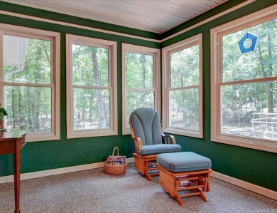 CHARMING VILLAGE RETREAT!  This cozy 3 bed, 2.5 bath home has a on Coronado Golf Course in Arkansas - for sale on GolfHomes.com, golf home, golf lot