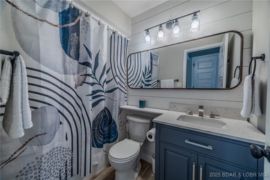 This 3 bedroom, 2 bath condo is sleek, modern & truly move-in on Seasons Ridge At Four Seasons in Missouri - for sale on GolfHomes.com, golf home, golf lot