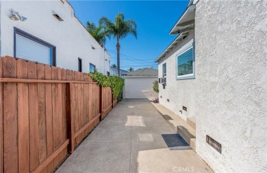 Welcome to a cozy cottage tucked away in one of the most on Recreation Park Golf Course 18 in California - for sale on GolfHomes.com, golf home, golf lot