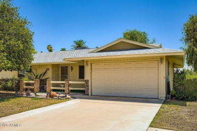 Your upgraded Gemini Home awaits! Located in the sought-after on Sun City Lakes West and East in Arizona - for sale on GolfHomes.com, golf home, golf lot