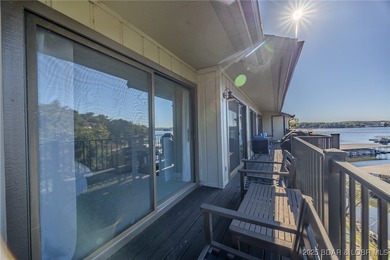 This 3 bedroom, 2 bath condo is sleek, modern & truly move-in on Seasons Ridge At Four Seasons in Missouri - for sale on GolfHomes.com, golf home, golf lot