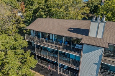 This 3 bedroom, 2 bath condo is sleek, modern & truly move-in on Seasons Ridge At Four Seasons in Missouri - for sale on GolfHomes.com, golf home, golf lot