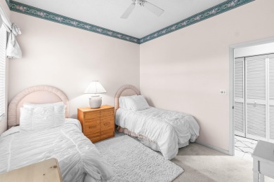 Bright and airy 2 Bedroom + Den, 2.5 Bath condo in The Polo Club on Broken Sound Golf and Club  in Florida - for sale on GolfHomes.com, golf home, golf lot