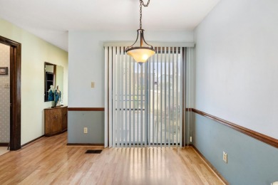 Spend your mornings enjoying the ever changing scenery of the on  in South Carolina - for sale on GolfHomes.com, golf home, golf lot