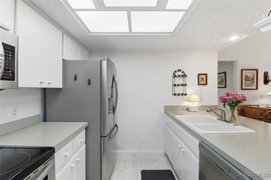 Sweet and solid Sugarmill home featuring a desirable split 2/2 on Sugarmill Woods Golf and Country Club in Florida - for sale on GolfHomes.com, golf home, golf lot